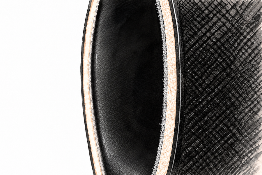 Illustration of the Pristinium® lining inside the wall of an OTM bag